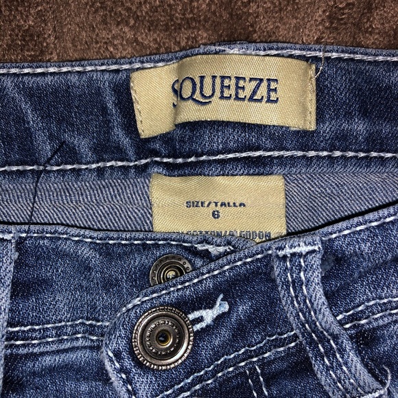 Girls distressed Shorts, size 6 - Picture 2 of 2